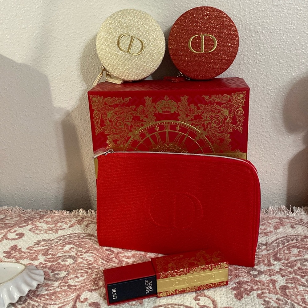 Dior Red and Gold Accessory Set - Picture 3 of 8